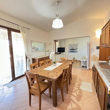 Casa Vacanze Con Piscina E Vista Mare Esclusiva Per Coppie E Famiglie, Relax E Tranquillita Tertenìa Eksteriør bilde