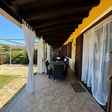 Casa Vacanze Con Piscina E Vista Mare Esclusiva Per Coppie E Famiglie, Relax E Tranquillita Tertenìa Eksteriør bilde