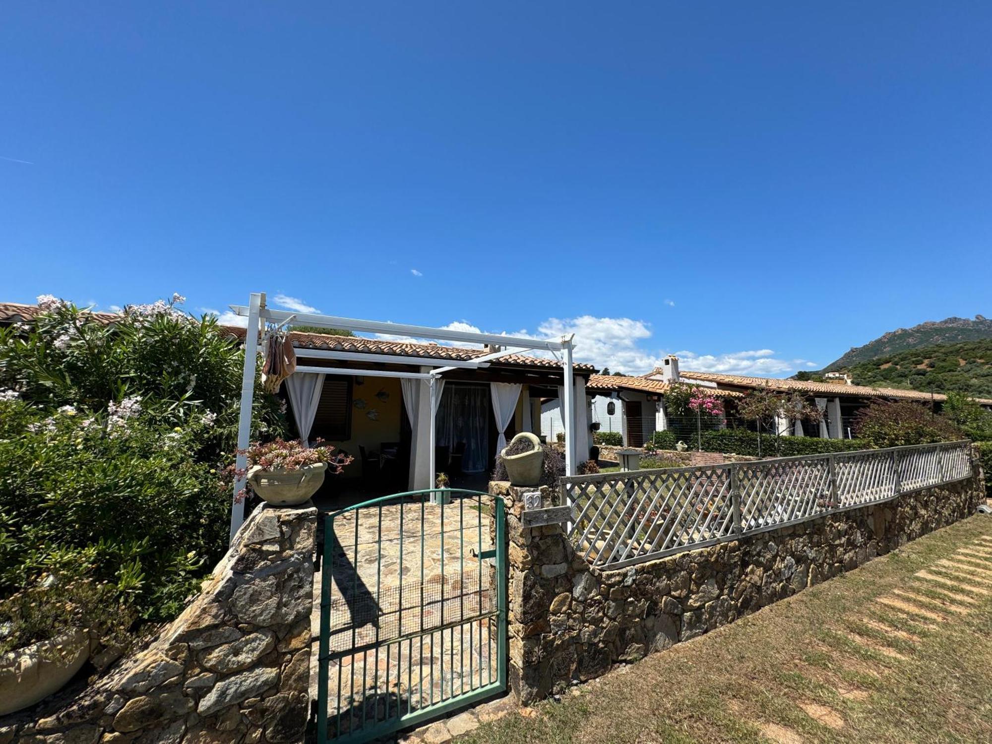Casa Vacanze Con Piscina E Vista Mare Esclusiva Per Coppie E Famiglie, Relax E Tranquillita Tertenìa Eksteriør bilde