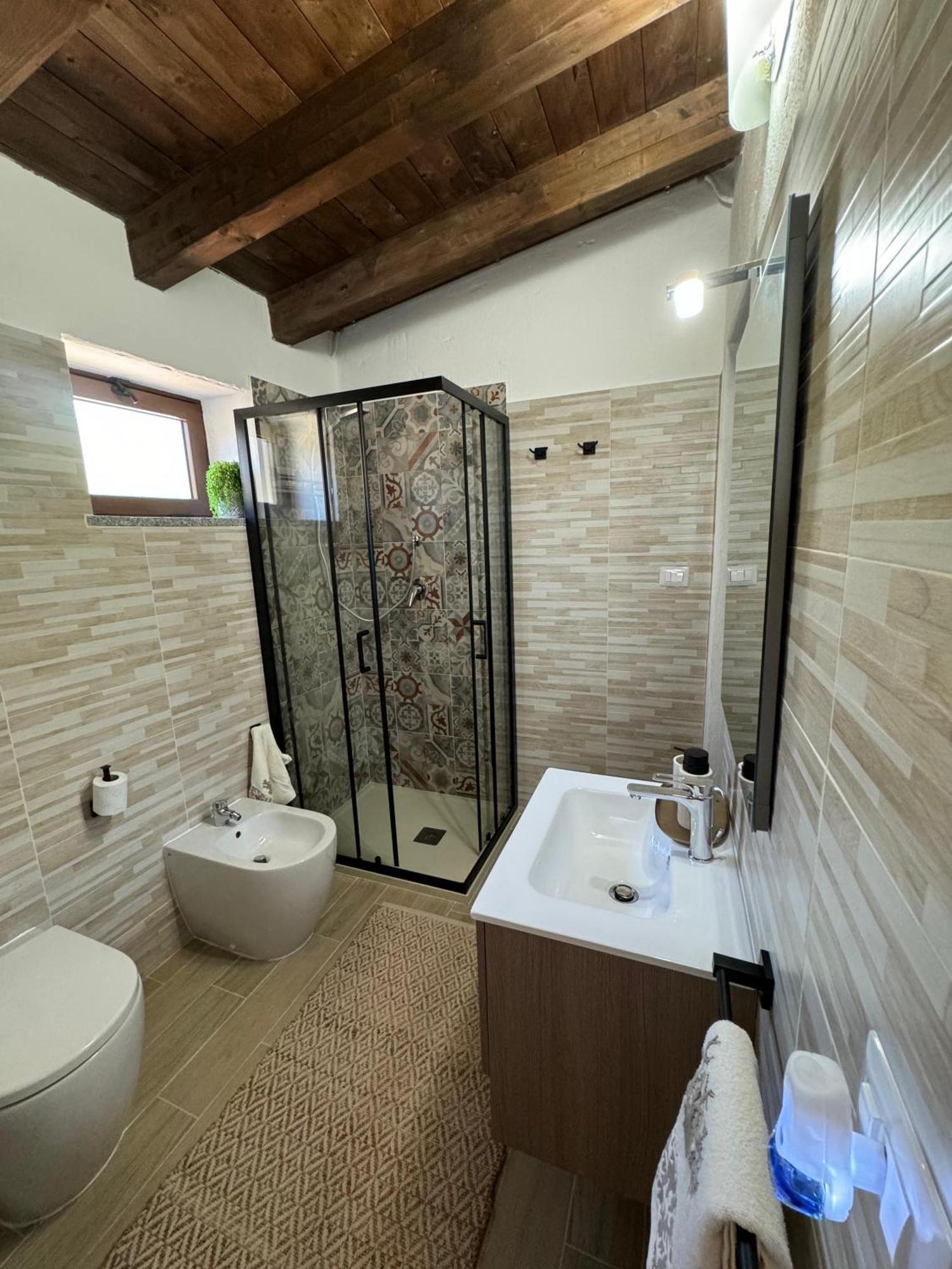 Casa Vacanze Con Piscina E Vista Mare Esclusiva Per Coppie E Famiglie, Relax E Tranquillita Tertenìa Eksteriør bilde